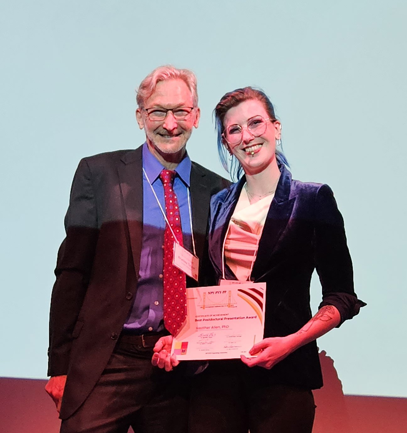 Dr. Brad Taylor presents Heather Allen (NYU Pain Research Center) with a postdoc oral presentation award, which was sponsored by the Pittsburgh Center for Pain Research.