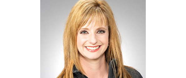 "Headshot of Jennifer Fleegle-Vistas"