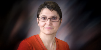  Daniela Damian, MD