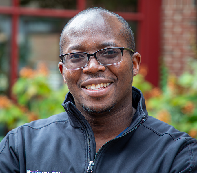 Bienvenu Nkunzingoma, DNP, CRNA